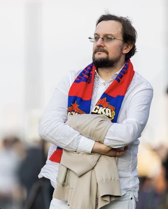 Желаем Алексею Евгеньевичу семейного благополучия, успехов и крепкого здоровья