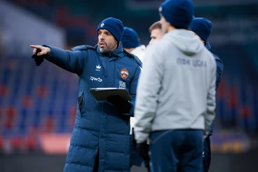 Красно-синие ушли в отпуск