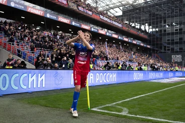 Фернандес — лучший в мае