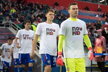 Игроки ПФК ЦСКА поддержали всероссийскую акцию Красная гвоздика
