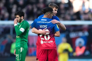 Бийол и Медина выступят за свои сборные