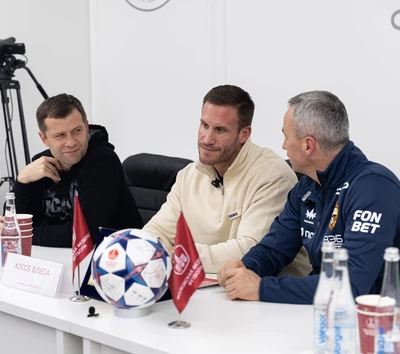 Хосе Блеса и Игорь Аксёнов провели семинар для тренеров Московской федерации футбола