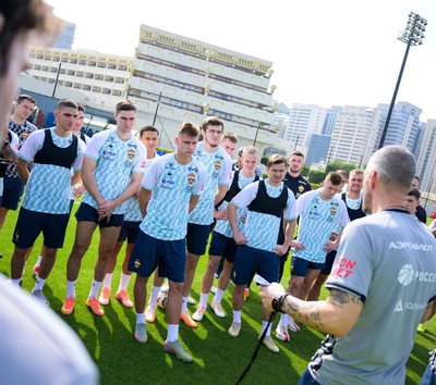 Тесты в центре FIFA и интеграция новичков: репортаж со сборов