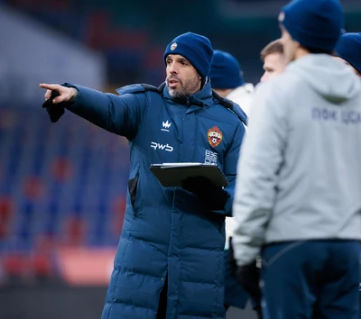 Красно-синие ушли в отпуск