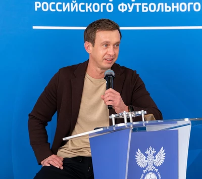 Поздравляем с днем рождения Александра Алаева!